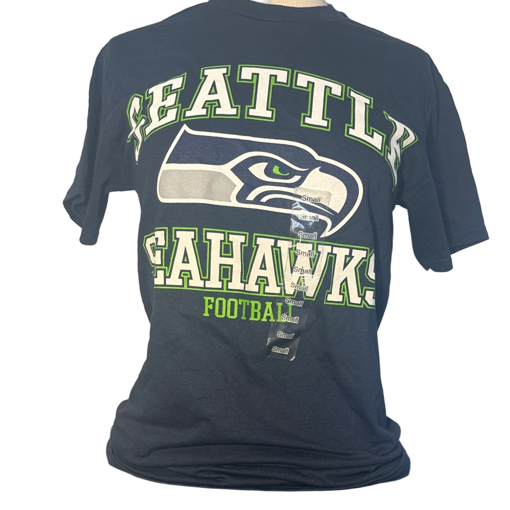 NWT NFL Team Apparel Navy Blue Seattle Seahawks Graphic Tee Size Small